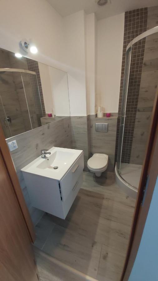 Hostel Polnocna 61 Sosnowiec Eksteriør billede